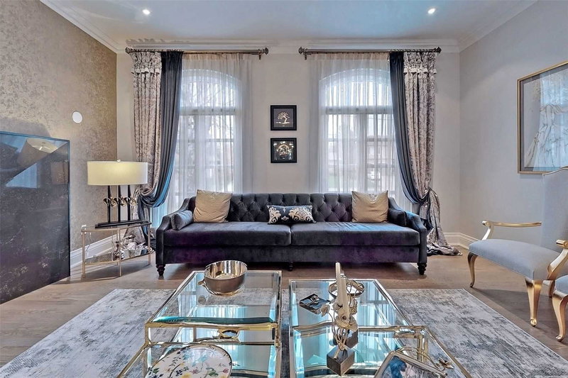 6 Blaine Dr, Toronto, M3B2G4 | Image 3