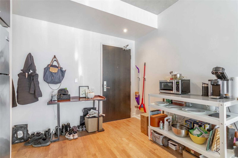 402 - 650 King St W, Toronto, M5V1M7 | Image 2