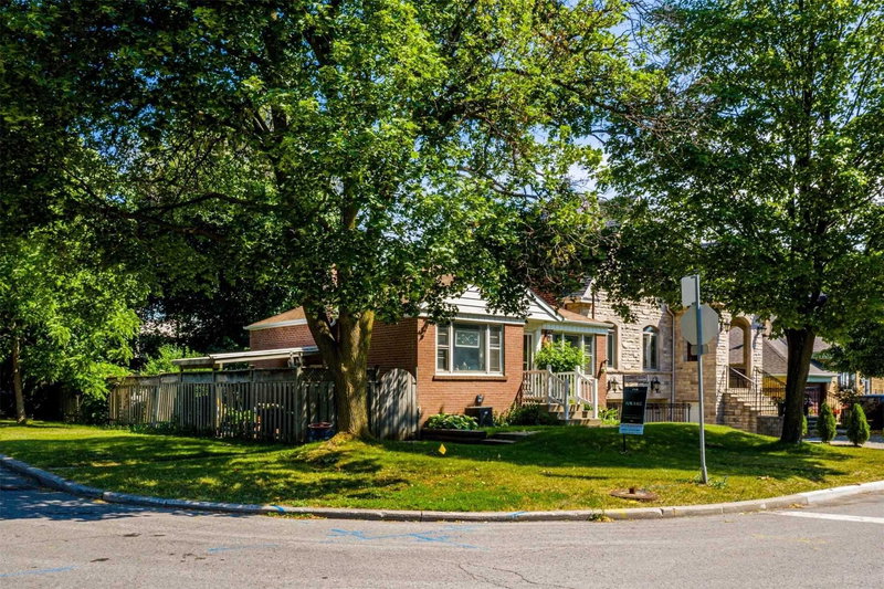 204 Cameron Ave, Toronto, M2N1E5 | Image 3