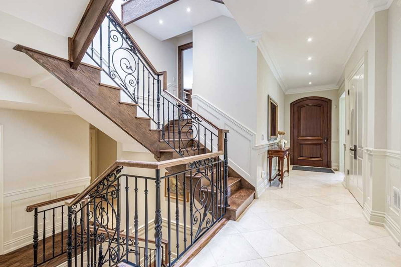 274 Greenfield Ave, Toronto, M2N3E5 | Image 2