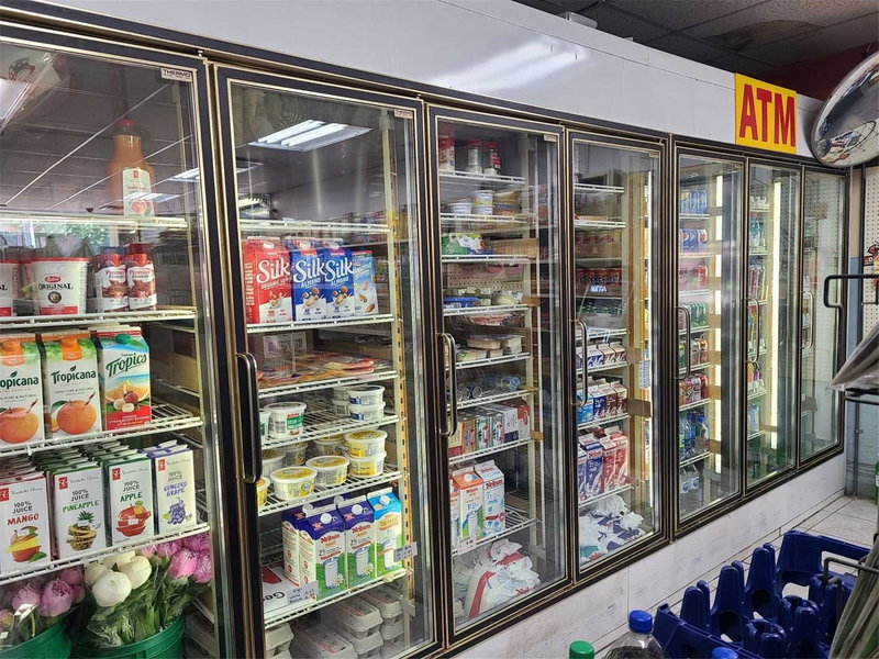 1364 Bathurst St, Toronto, M5R3H7 | Image 2