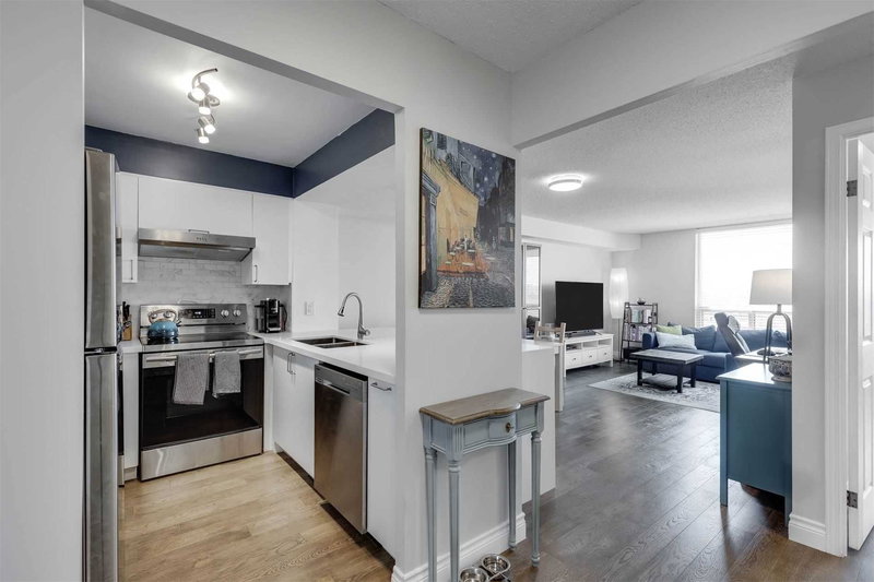 803 - 8 Covington Rd, Toronto, M6A3E5 | Image 3