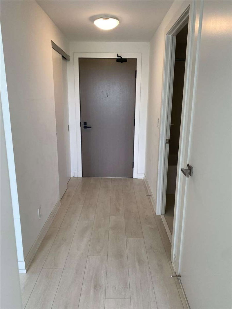 607 - 223 St Clair Ave W, Toronto, M4V 1R3 | Image 3