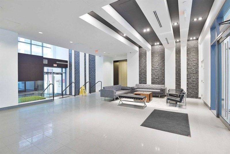 802 - 20 Bruyeres Mews, Toronto, M5V0G8 | Image 3