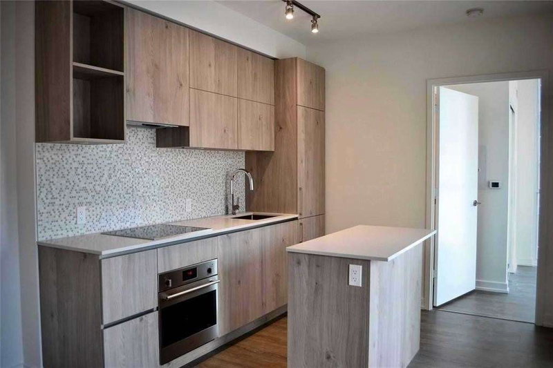 708 - 1 Yorkville Ave, Toronto, M4W 1L1 | Image 2