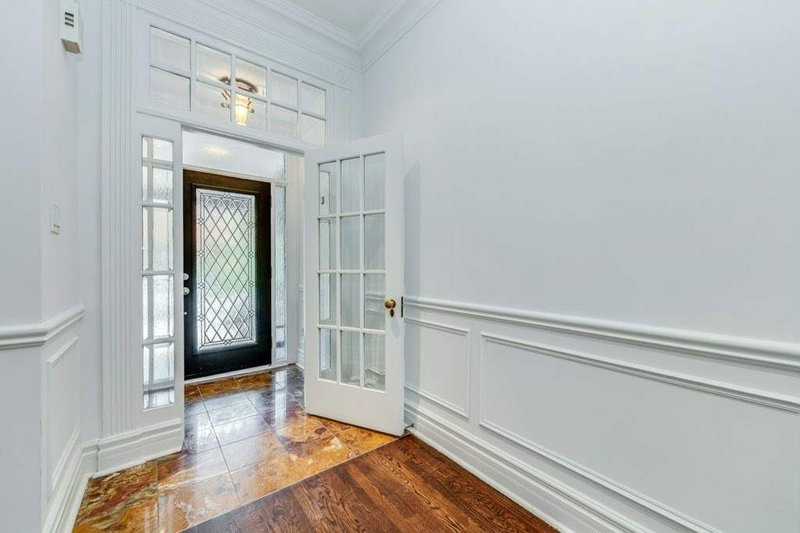 40 Bernard Ave, Toronto, M5R1R2 | Image 2