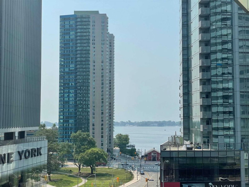 601 - 14 York St, Toronto, M5J1R2 | Image 2