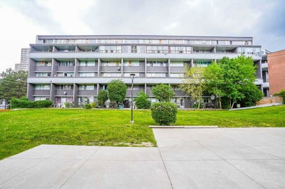 Townhouse sold at 315-5 Sunny Glenway Glwy, Toronto, Flemingdon Park, M3C 2Z5 - MLS: C5306340