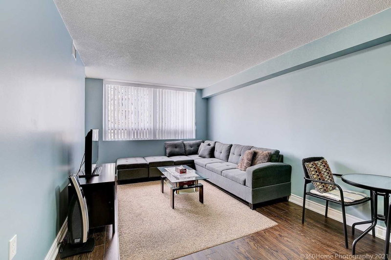 210 - 555 Wilson Heights Blvd, Toronto, M3H6B5 | Image 3