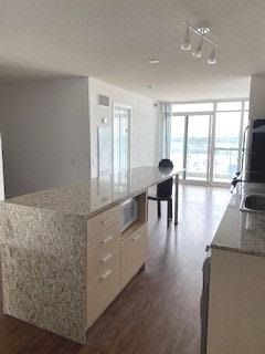 712 - 29 Singer Crt, Toronto, M5V3Z7 | Image 2