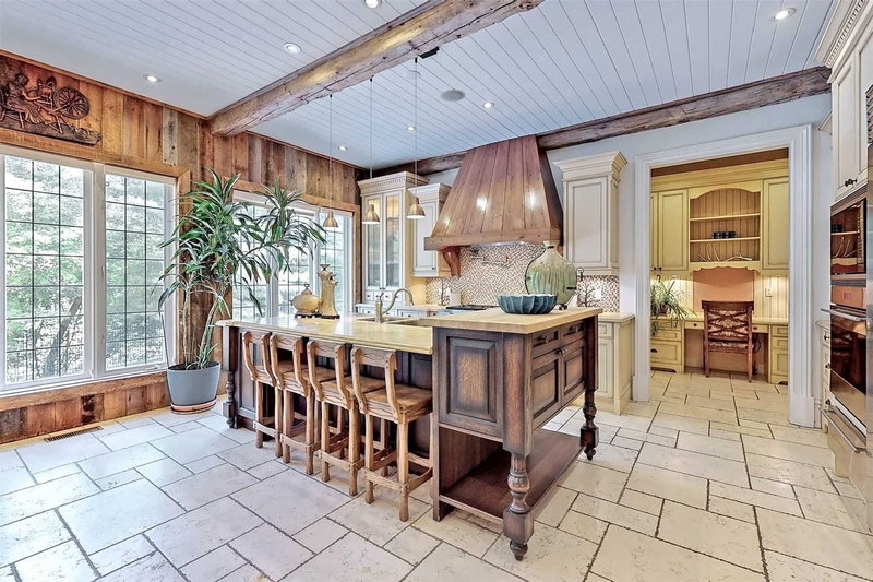 14 St Margarets Dr, Toronto, M4N3E5 | Image 3