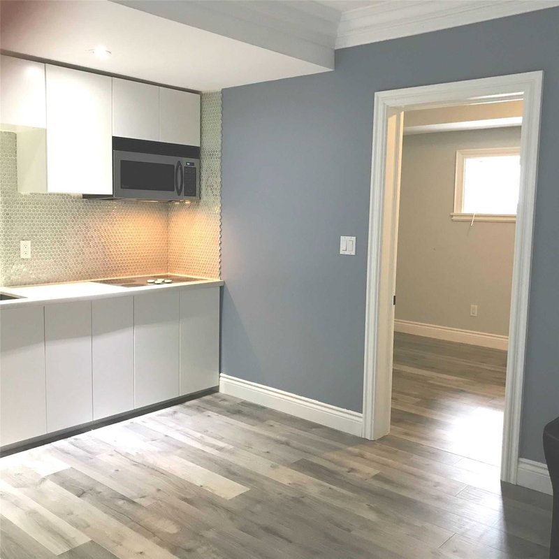 214 Clanton Park Rd, Toronto, M3H2G1 | Image 3