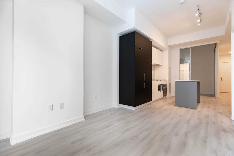 403 - 33 Helendale Ave, Toronto, M4R 0A4 | Image 3