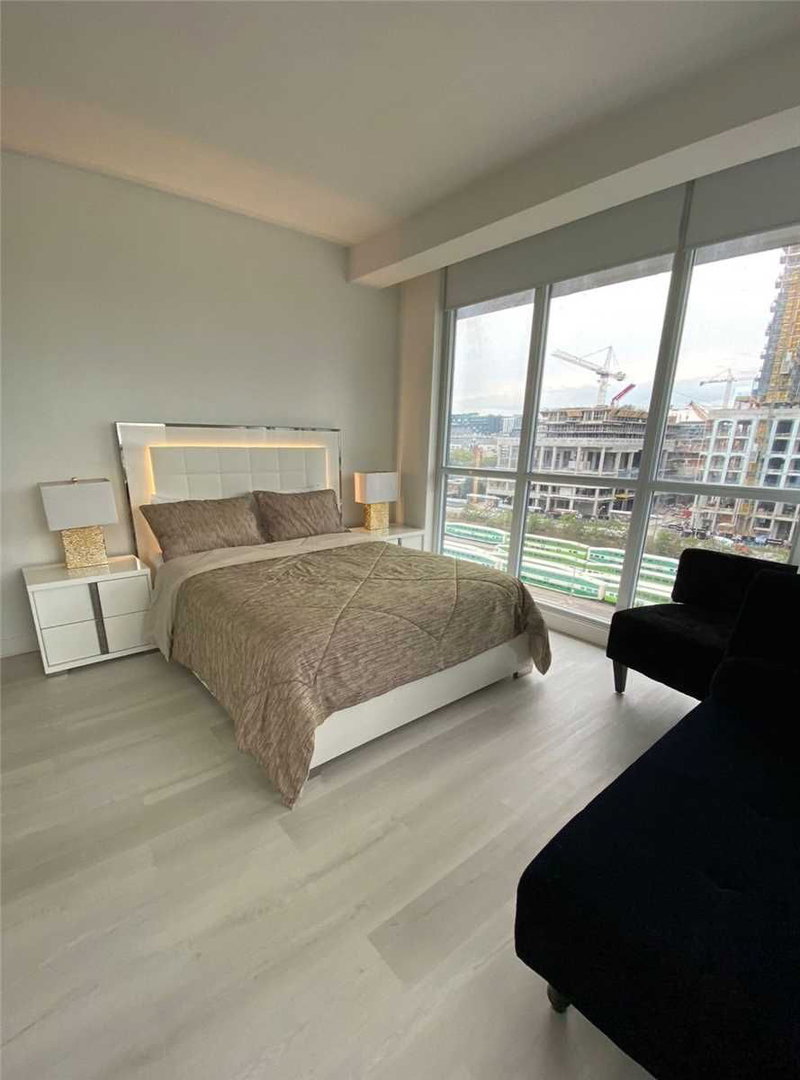 815 - 8 Telegram Mews, Toronto, M5V3Z5 | Image 2