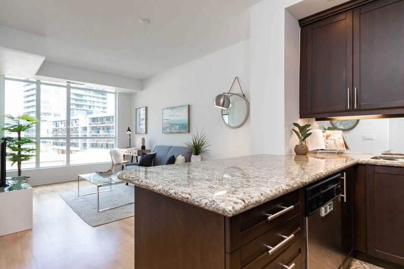 522 - 628 Fleet St, Toronto, M5V1A8 | Image 2