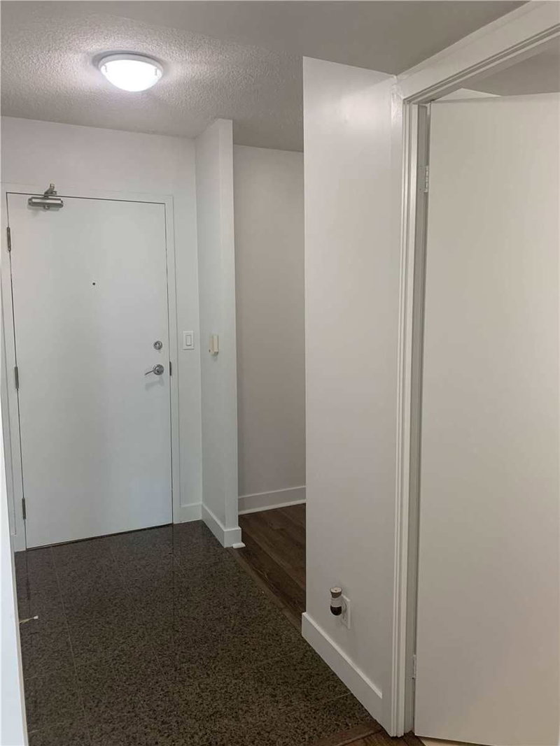 2706 - 397 Front St W, Toronto, M5V3S1 | Image 2