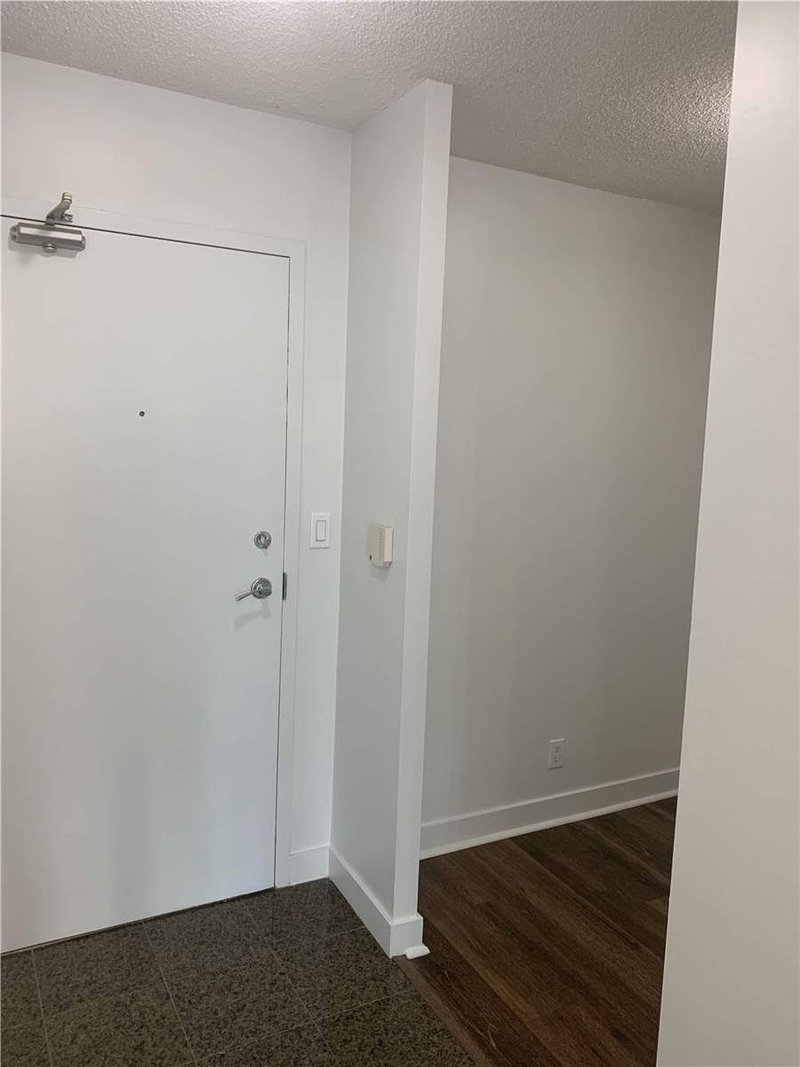 2706 - 397 Front St W, Toronto, M5V3S1 | Image 3