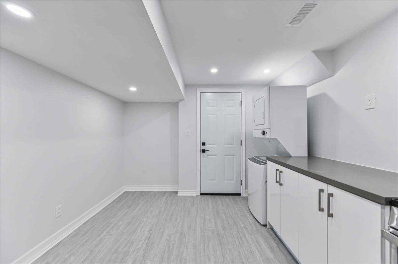 L2 - 260 Lisgar St, Toronto, M6J3G7 | Image 3