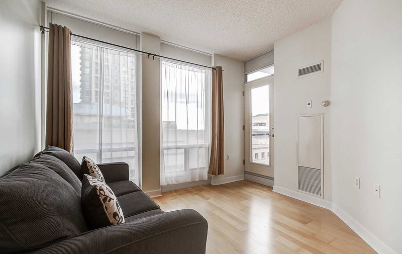 1204 - 85 Bloor St E, Toronto, M4W3Y1 | Image 3