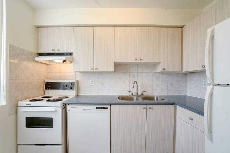 312 - 555 Wilson Heights Blvd, Toronto, M3H6B5 | Image 3