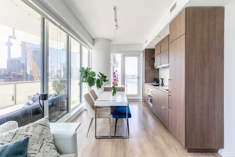 2409 - 197 Yonge St, Toronto, M5B1M4 | Image 3