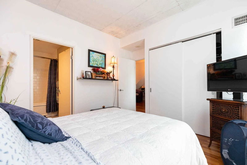 Room1