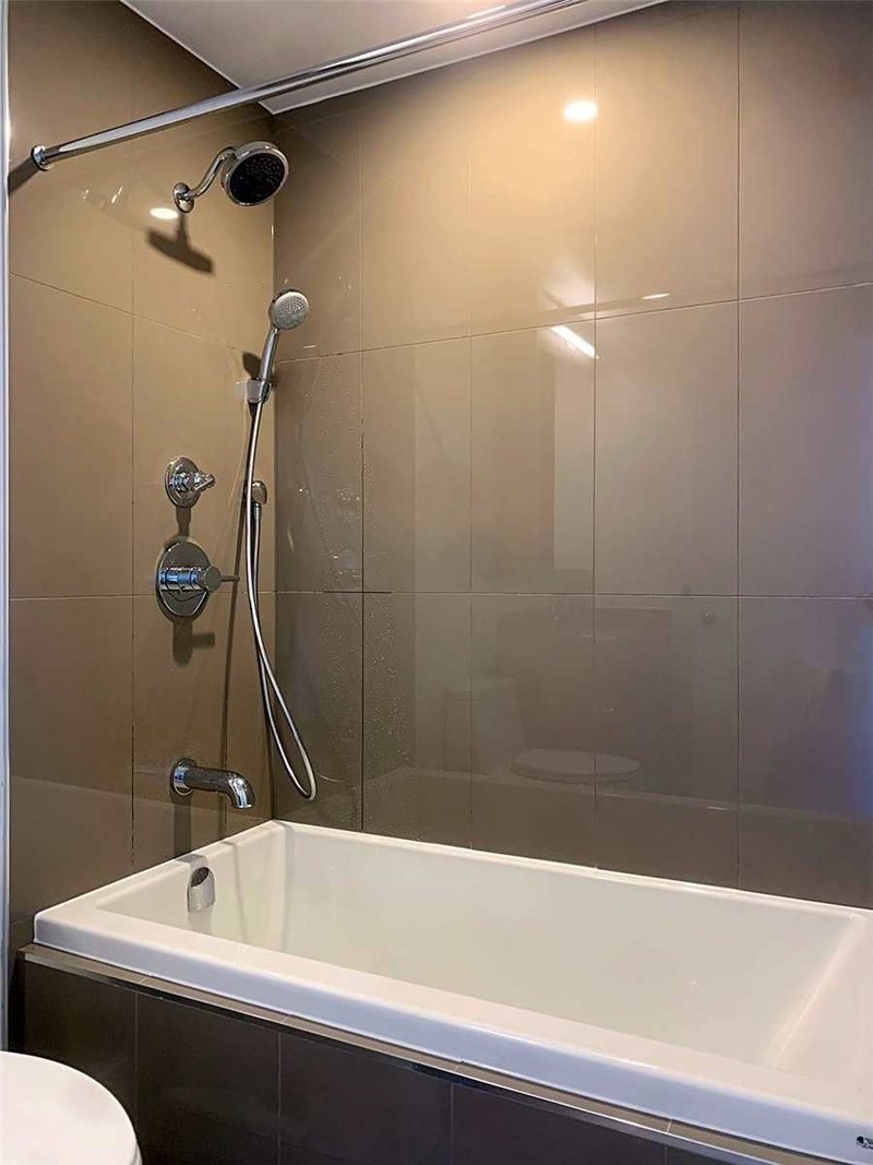 4803 - 125 Blue Jays Way, Toronto, M5V0L7 | Image 2