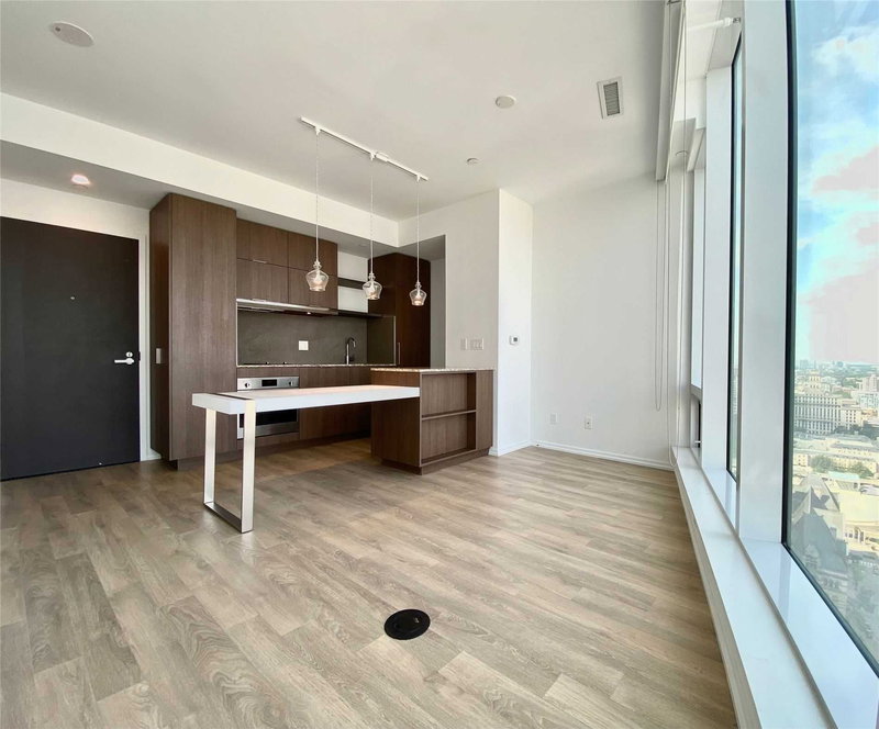 2913 - 197 Yonge St, Toronto, M5B 1M4 | Image 3