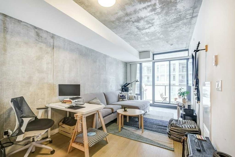 1118 - 111 Bathurst St, Toronto, M5V2R1 | Image 2