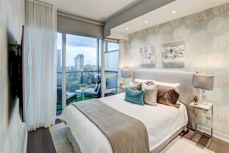 Room1