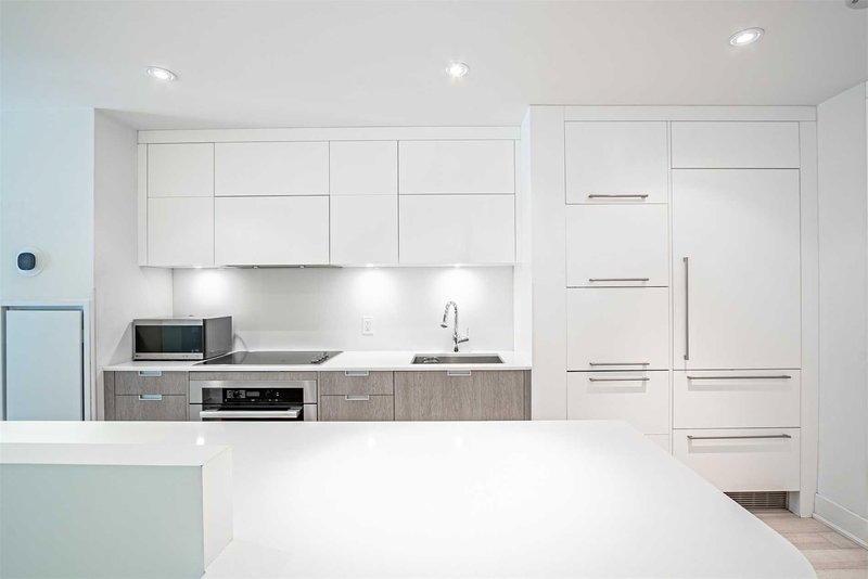 Th14 - 30 Nelson St, Toronto, M5V0H5 | Image 3