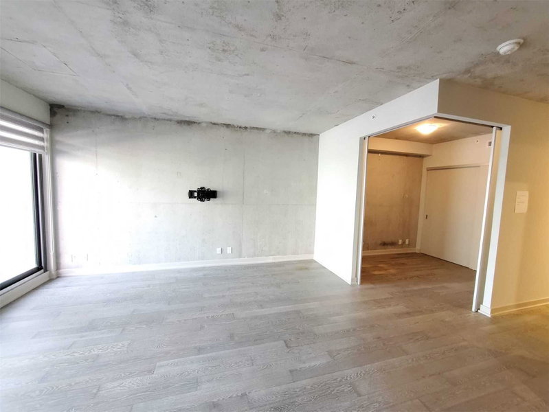 Room1
