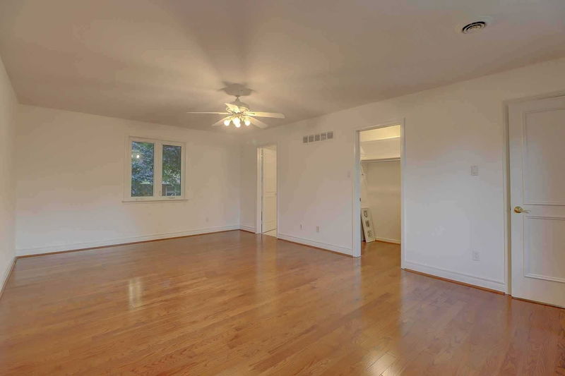 Room1