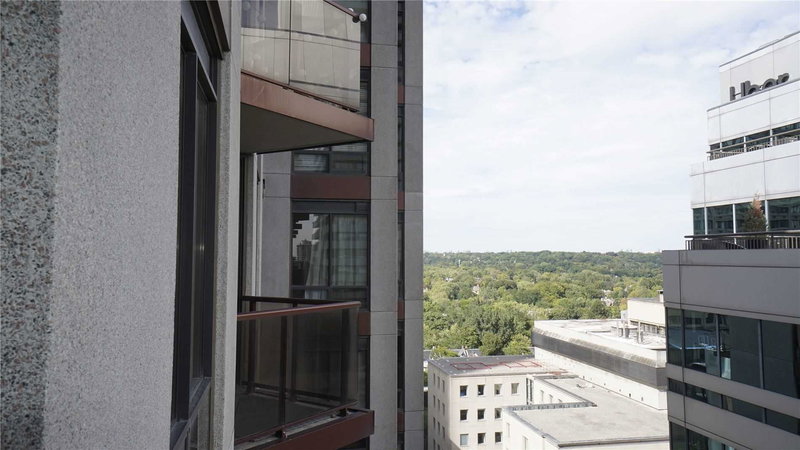 1808 - 85 Bloor St E, Toronto, M4W3Y1 | Image 3