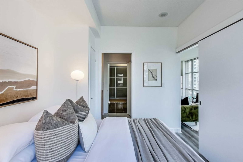 511 - 9 Spadina Ave, Toronto, M5V3V5 | Image 2