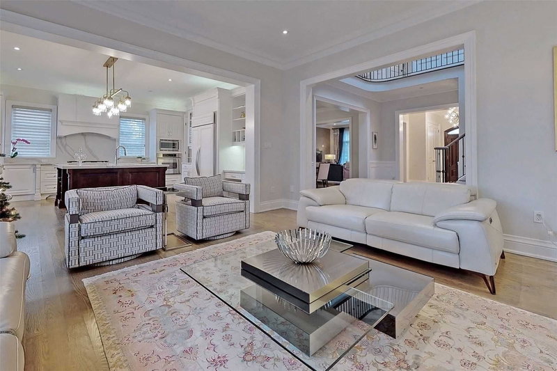 6 Blaine Dr, Toronto, M3B2G4 | Image 2