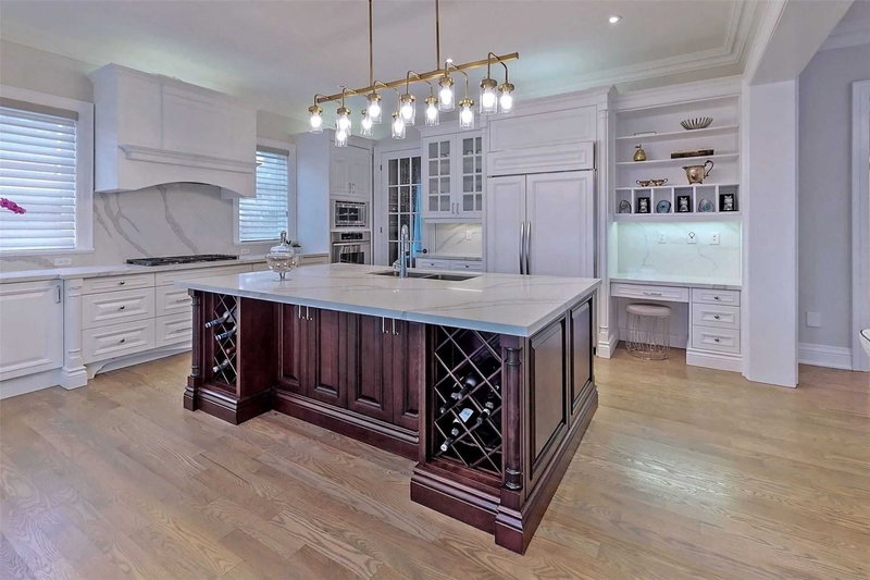 6 Blaine Dr, Toronto, M3B2G4 | Image 3