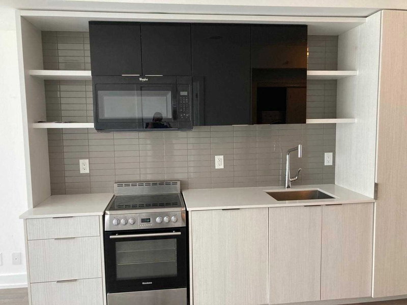307 - 6 Parkwood Ave, Toronto, M4V0A3 | Image 2