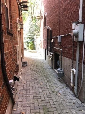 Lower - 97 Oriole Pkwy, Toronto, M5P2G7 | Image 3