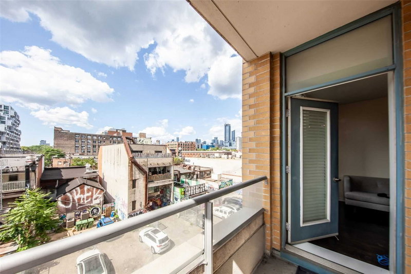 401 - 438 Richmond St W, Toronto, M5V 3S6 | Image 3