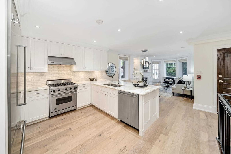 1B - 317 Lonsdale Rd, Toronto, M4V1X3 | Image 2