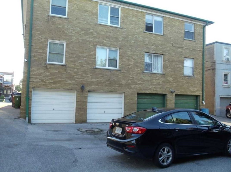 3rd Flr - 240 Pannahill Rd, Toronto, M3H4N8 | Image 3