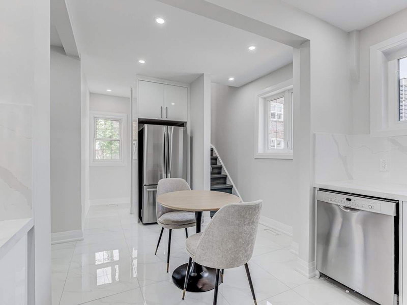 70 Clovelly Ave, Toronto, M6C1Y3 | Image 3