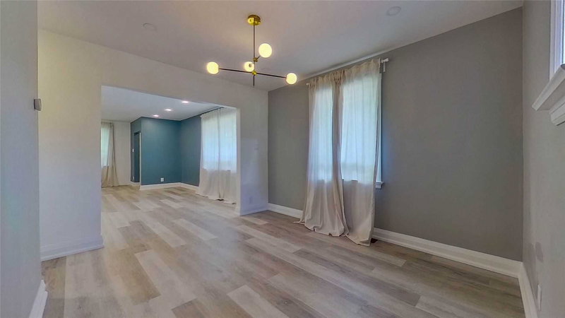 85 Churchill Ave, Toronto, M2N1Y8 | Image 2