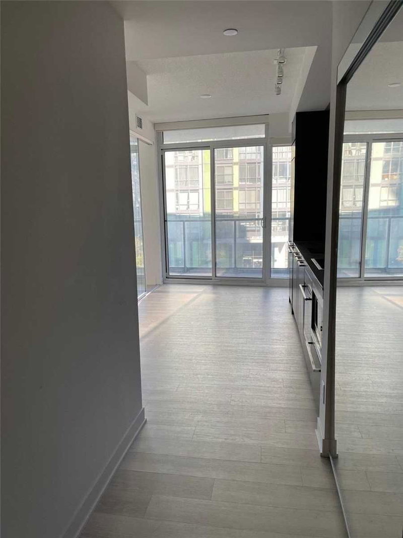 302 - 90 Queens Wharf Rd, Toronto, M5V0J4 | Image 3