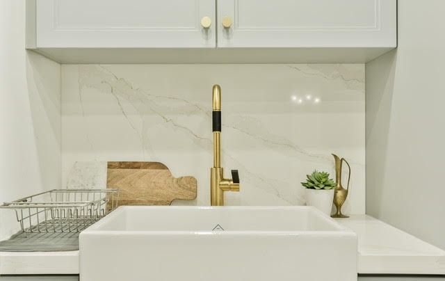 Main - 734 Shaw St, Toronto, M6G3L7 | Image 3