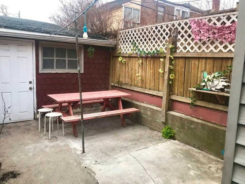 Main - 662 Dundas St W, Toronto, M5T1H9 | Image 3