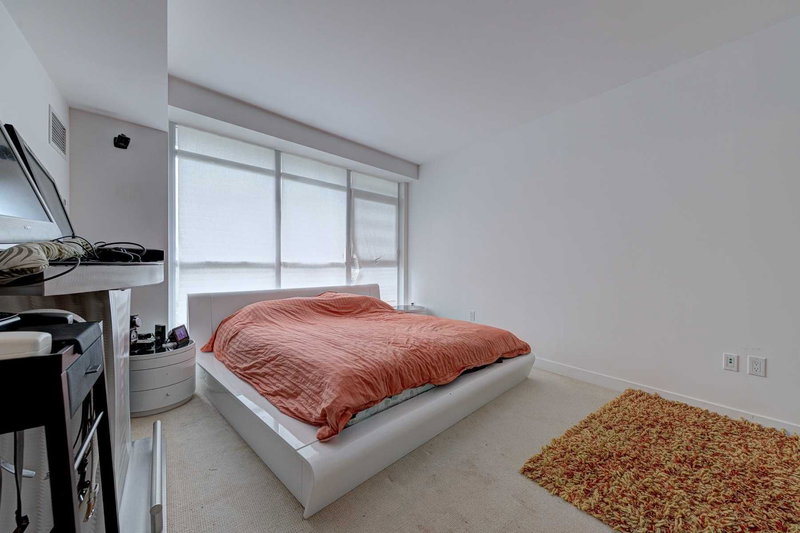 G9 - 112 Fort York Blvd, Toronto, M5V 4A3 | Image 2