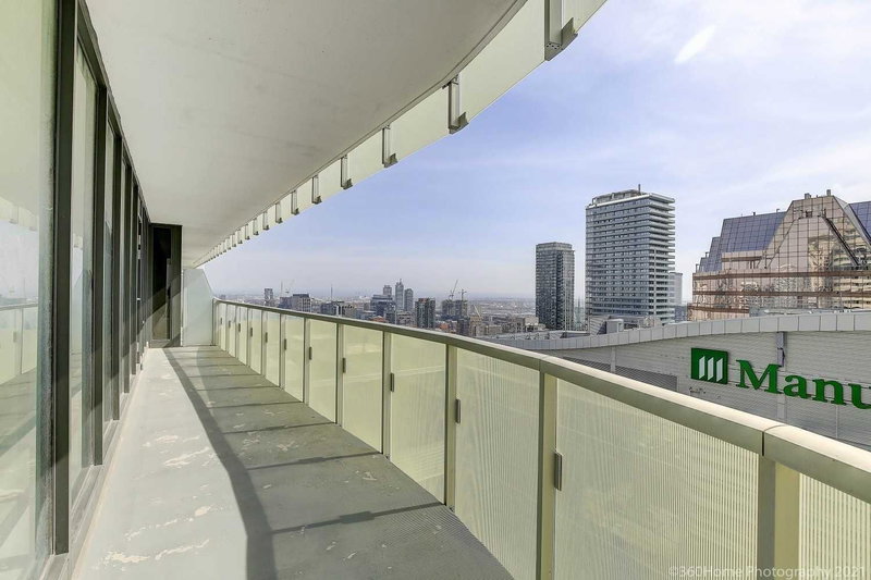 2709 - 197 Yonge St, Toronto, M5B1M4 | Image 2