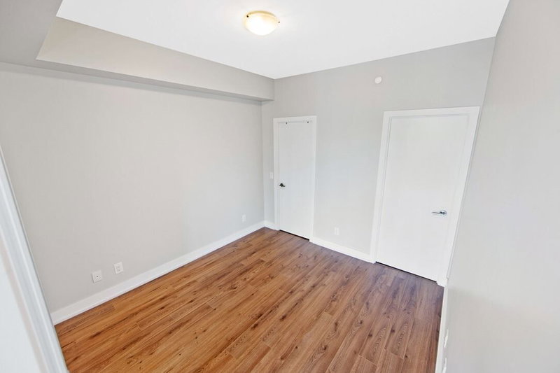 511 - 170 Chiltern Hill Rd, Toronto, M6C 0A9 | Image 3